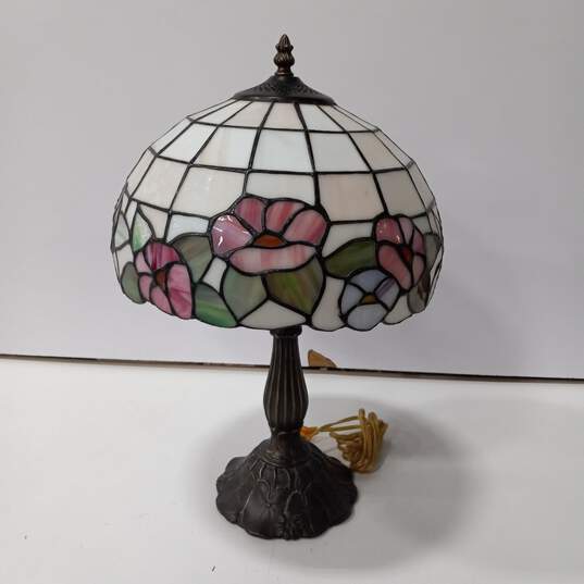 Tiffany Style 21" Table Lamp image number 1