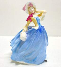 Royal Doulton Vintage Porcelain Figurines Autumn Breeze/Buttercup 7.5 in Tall alternative image