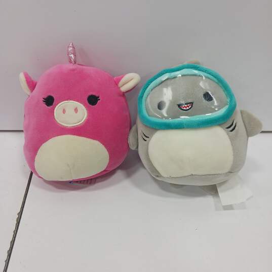 Bundle of 4 Tiny Squishmallows Stuffed Animals/Keychains image number 5