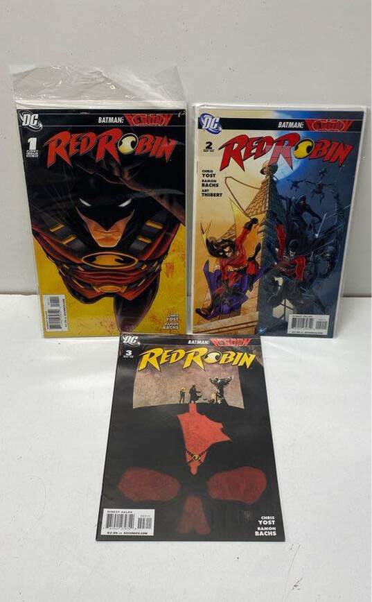 DC Red Robin Comic Books image number 2