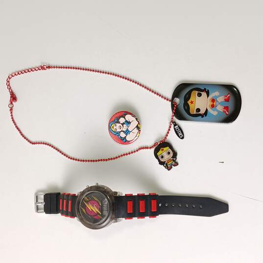 DC Pop Culture Watches and Accessories Lot image number 2