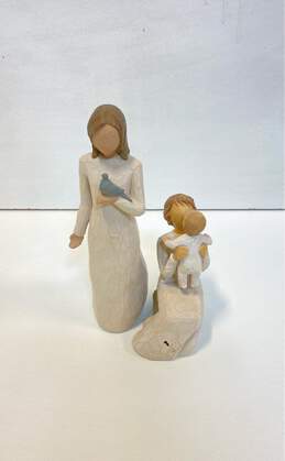 Lot of 2 Willow Tree Figurines "Grandmother" "Peace"