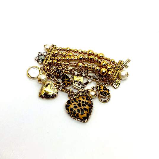 Designer Betsey Johnson Gold-Tone Leopard Heart Beads Charm Bracelet image number 3