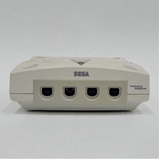 Sega Dreamcast Console Bundle w/Controllers Untested image number 4