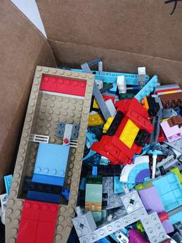 8LB Bulk Lot of LEGO Assorted Pieces & Blocks alternative image