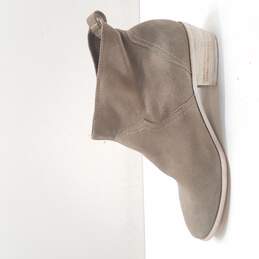 Sole Society So Carson Grey Boots Size 8.5 alternative image