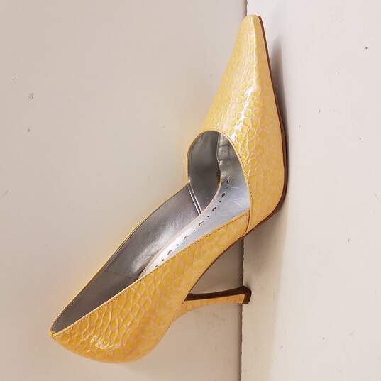BCBGirls Yellow Heels Size 8.5 image number 1