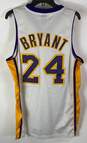 Adidas NBA Los Angeles Lakers Kobe Bryant #24 White Basketball Jersey - Size M image number 5