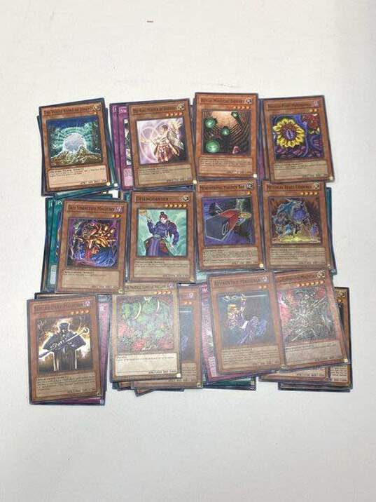 Assorted YU-GI-OH! TCG and CCG Trading Cards (600 Plus) image number 5