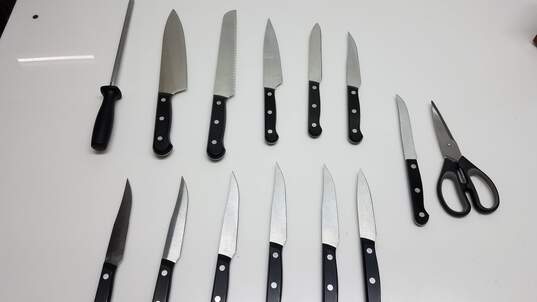 J.A. Henckels International Knife Set image number 4