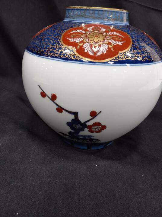 Asian Jug Style Vase image number 3