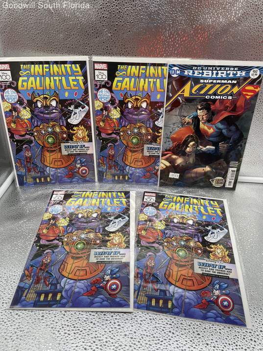 Mixed Variety Of 5 DC Marvels Action Comics image number 1