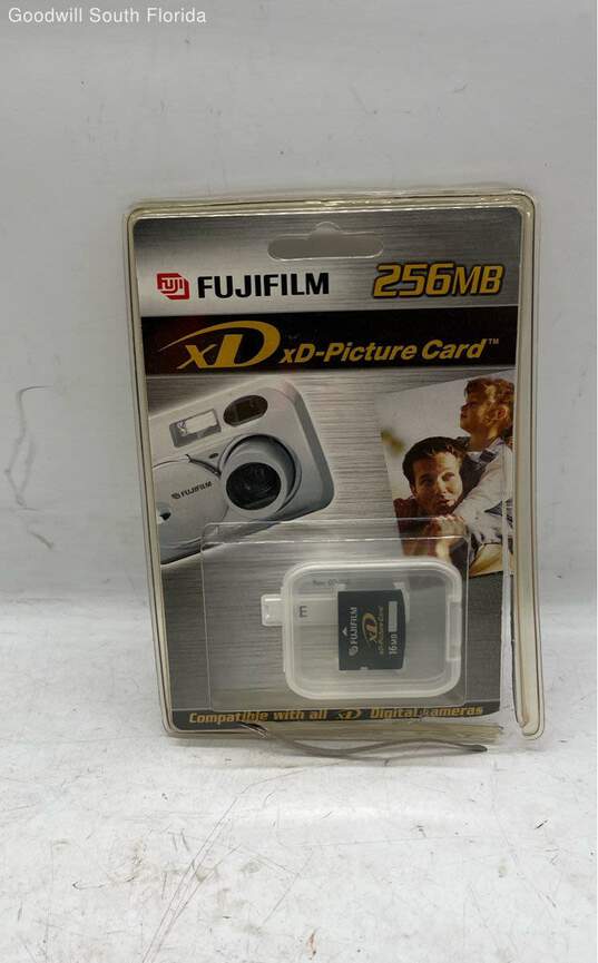 Fujifilm FinePix S3100 Digital Camera With Accessories In Box Not Tested image number 9