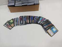 7.1LB Bulk Lot of Assorted Magic the Gathering Trading Cards alternative image