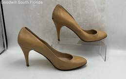 Michael Kors Beige Womens Shoes 8.5 alternative image