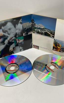 Lot of Assorted Films on Laserdisc alternative image