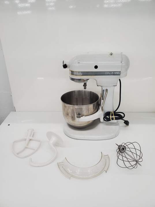 KitchenAid Model:KSM5 Stand Mixer Untested image number 1