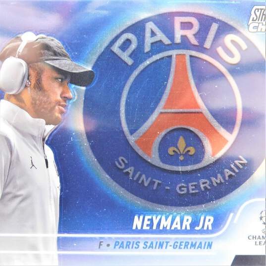 2021-22 Neymar Jr Topps Stadium Club Chrome UCL Paris Saint-Germain image number 2