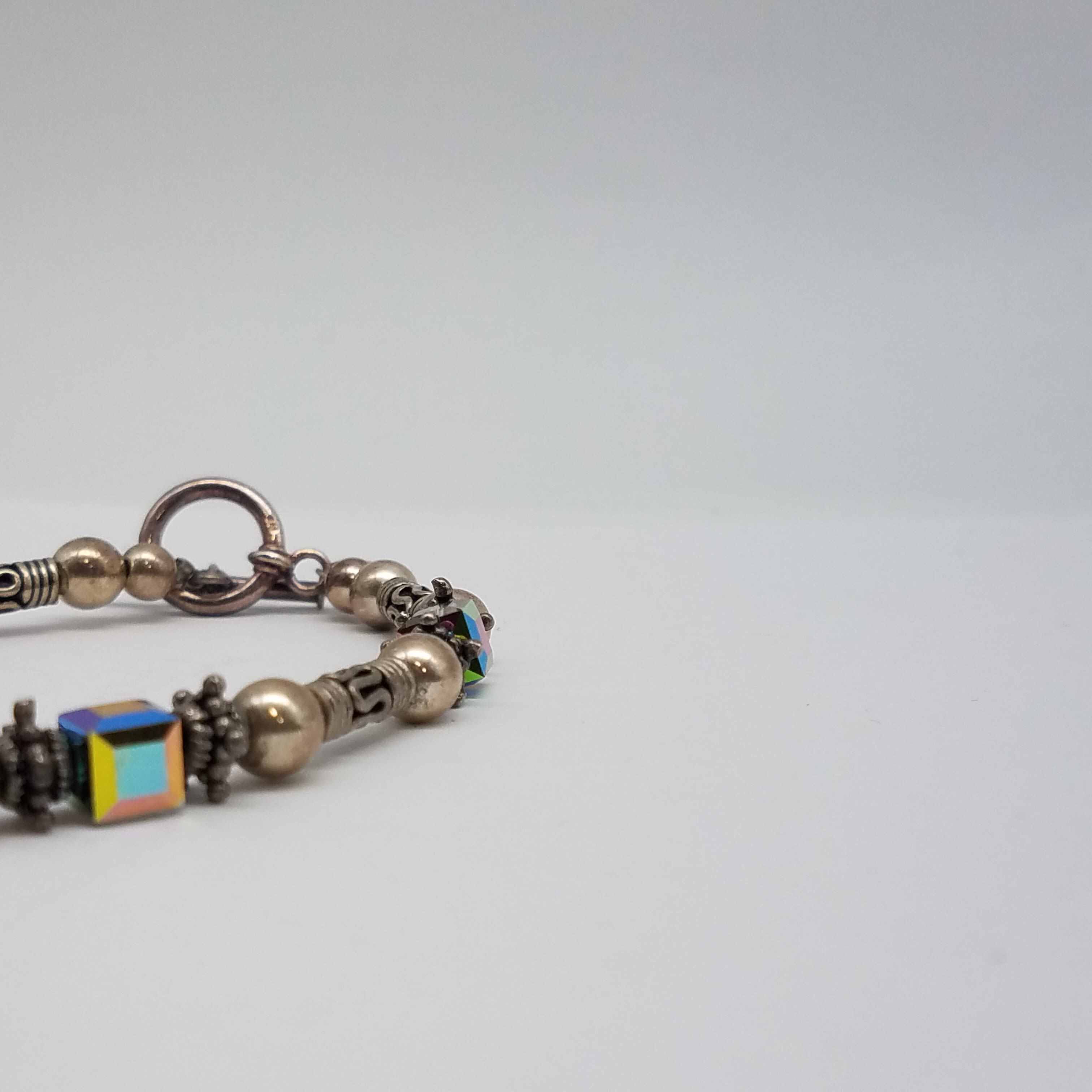 Beaded roach clip/bracelet helper - Bracelets | Facebook Marketplace |  Facebook