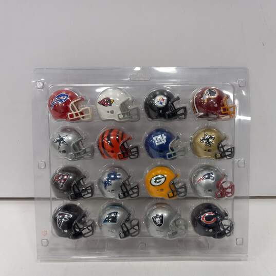 Lot Of 18 NFL Mini Helmet Collectibles image number 1