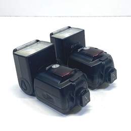Lot of 2 Nikon Speedlight SB-28 & SB-28DX Camera Flashes