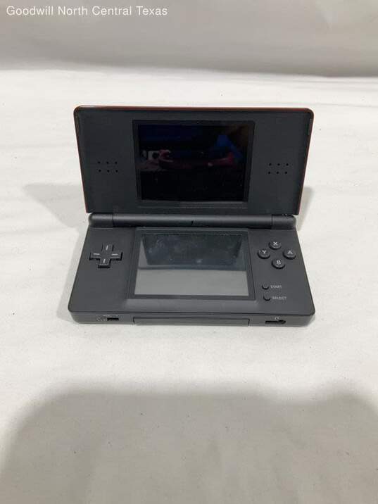 Nintendo DS w/ Accessories image number 1