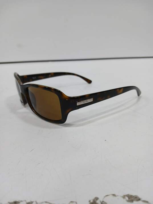 Ray-Ban RB4107 710 3N Shiny Tortoise Brown Polarized Lens Rectangular Sunglasses image number 4