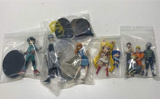 Mixed Anime Collectibles Bundle image number 5