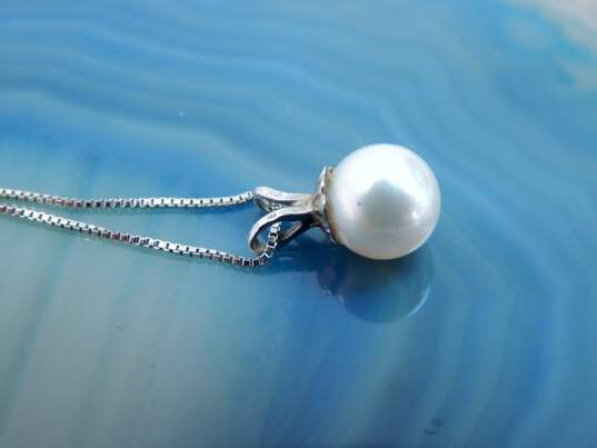 14K White Gold Pearl Solitaire Pendant Box Chain Necklace 1.5g image number 4