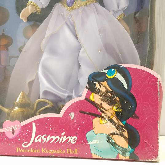 Disney Princess Jasmine Porcelain Keepsake Doll image number 8