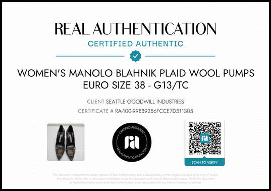 Manolo Blahnik Women's Plaid Wool Pumps Size 7.5 AUTHENTICATED image number 2