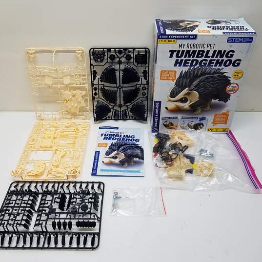 the Robotic Pet Tumbling Hedgehog Kit Parts | GoodwillFinds