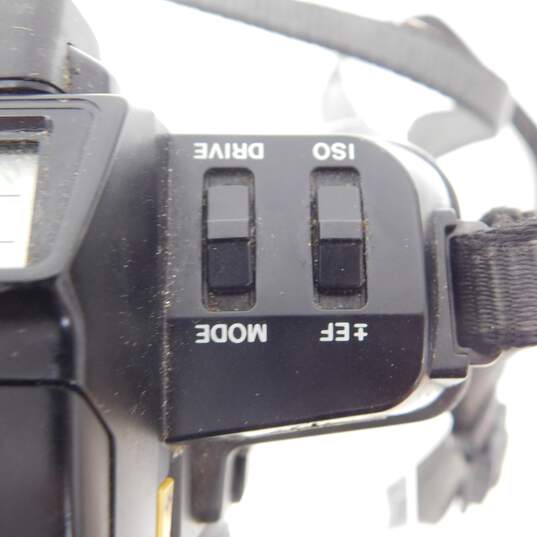 Pentax SF1 SLR 35mm Film Camera W/ 50mm & Sigma 70-300mm DL Macro Super Lenses image number 7