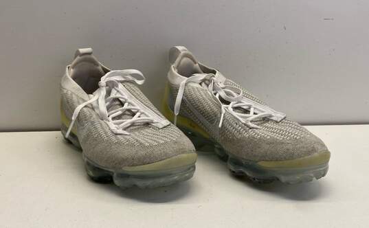 Nike Air VaporMax 2021 Flyknit White Pure Platinum Athletic Shoes Women's SZ 10 image number 3