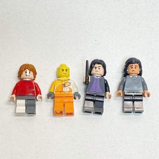 Mixed Themed Lego Minifigures Bundle (Set Of 20) image number 5