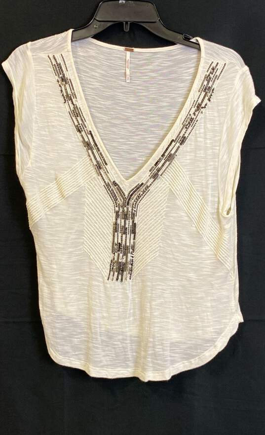 Free People Womens Ivory Maya Embellished V-Neck Cap Sleeves T-Shirt Top Size S image number 1