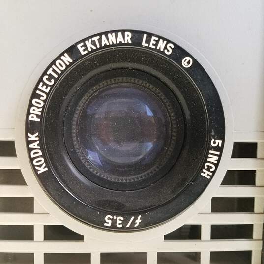 Kodak Carousel Projector Model 550 image number 5