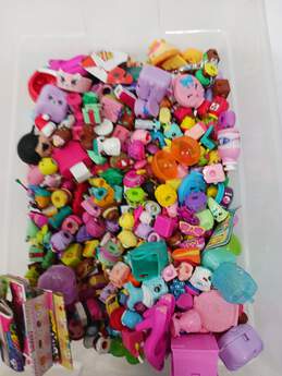 10.4 Pounds Of Shopkins Assorted Figurines