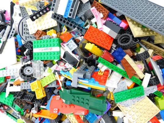 5.6 LBS Mixed LEGO Bulk Box image number 1