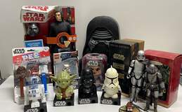 Star Wars Assorted Collectible Bundle