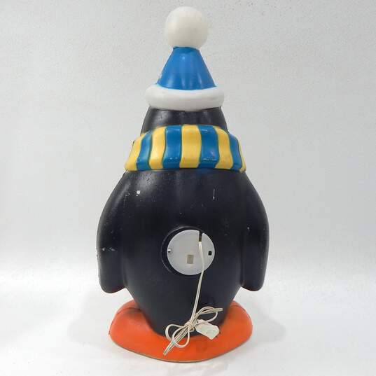 VTG General Foam Chilly Willy Penguin Blue & Yellow 28" Christmas Blow Mold image number 4