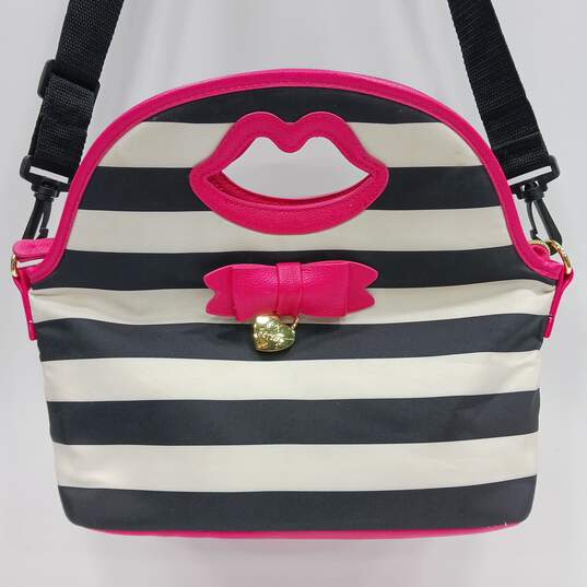 Betsey Johnson Lunch Bag image number 2