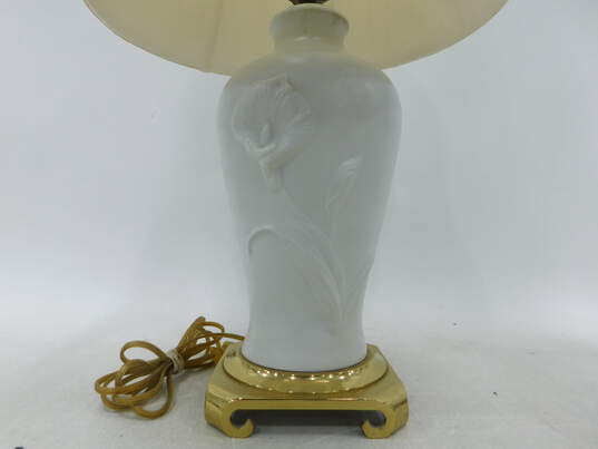 Rare Vintage 1986 Nicholas Berbenczy Calla Lily Porcelain Bisque Lamp Franklin Mint image number 3