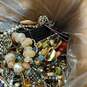 6.5 Pound Bundle of Assorted Costume Jewelry image number 4