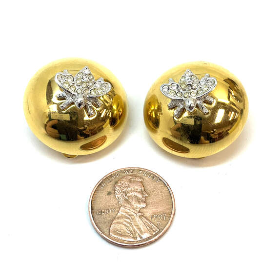 Designer Joan Rivers Two-Tone Bee Rhinestone Round Clip-On Stud Earrings image number 2