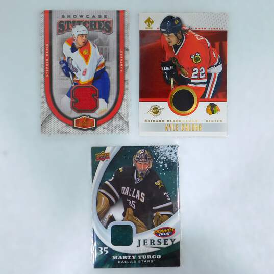 5 Game Used Hockey Memorabilia Trading Cards image number 3