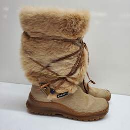 Pajar Goat Fur Mukluks Women's Cream and White Boots Size 38 alternative image