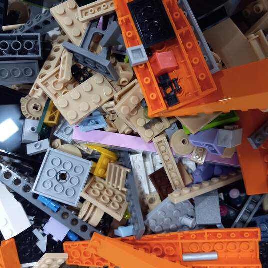 8lbs Bundle of Assorted Lego Building Bricks & Blocks image number 3