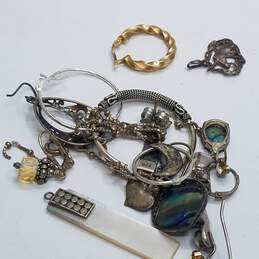 28.9 Grams Precious Scrap Metal Jewelry alternative image