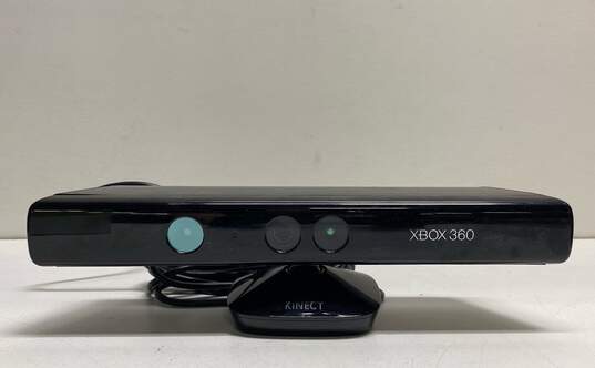 Microsoft Kinect Sensor for Xbox 360 Console W/ Games image number 4
